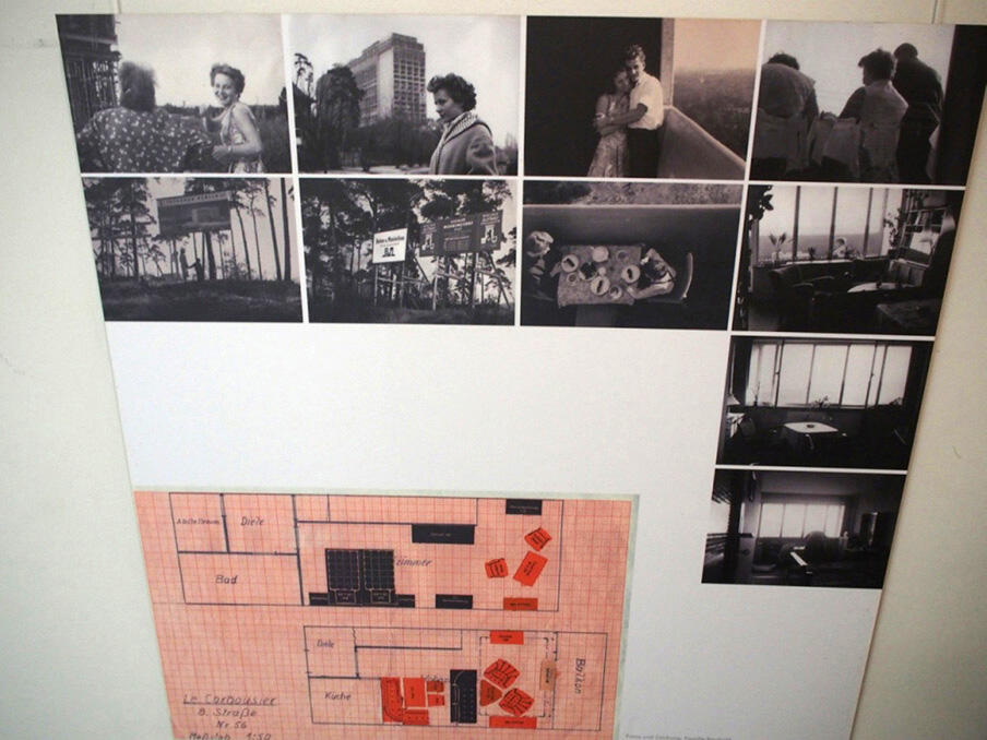 当時の部屋の内部の写真展示