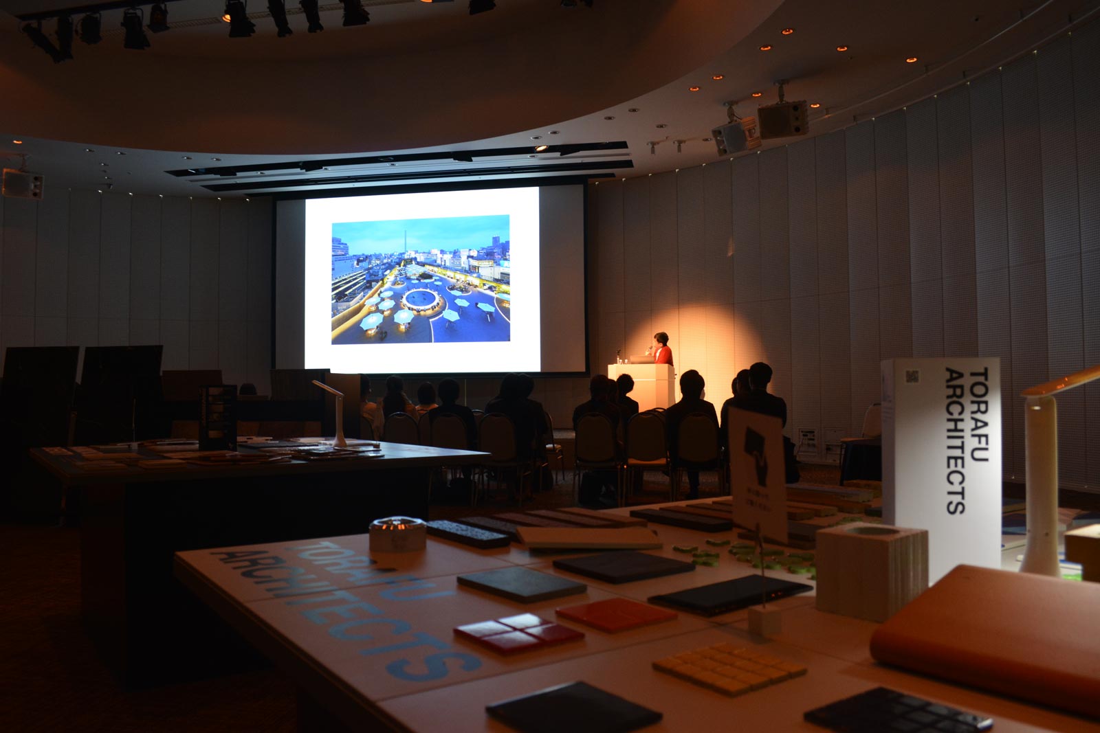 「TORAFU's TILE LAB」の様子