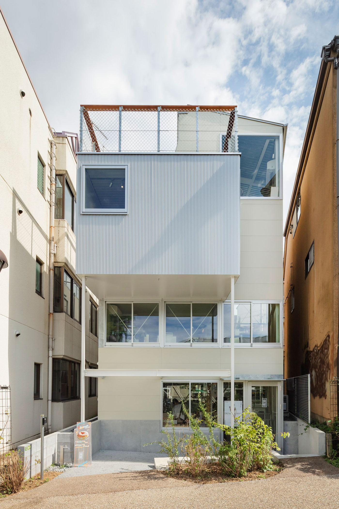 HORA BUILDING